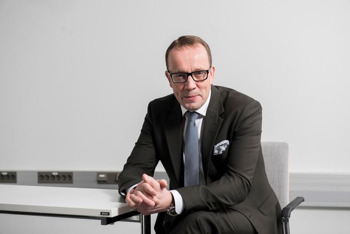 Cloud1 Oy:n hallituksen puheenjohtajan Seppo Kuulan mukaan Suomi on täynnä esimerkkejä it-yrityksistä, jotka ovat menettäneet otteensa markkinoista, kun ne ovat laajentaneet liiketoimintaansa ydinosaamisensa ulkopuolelle.