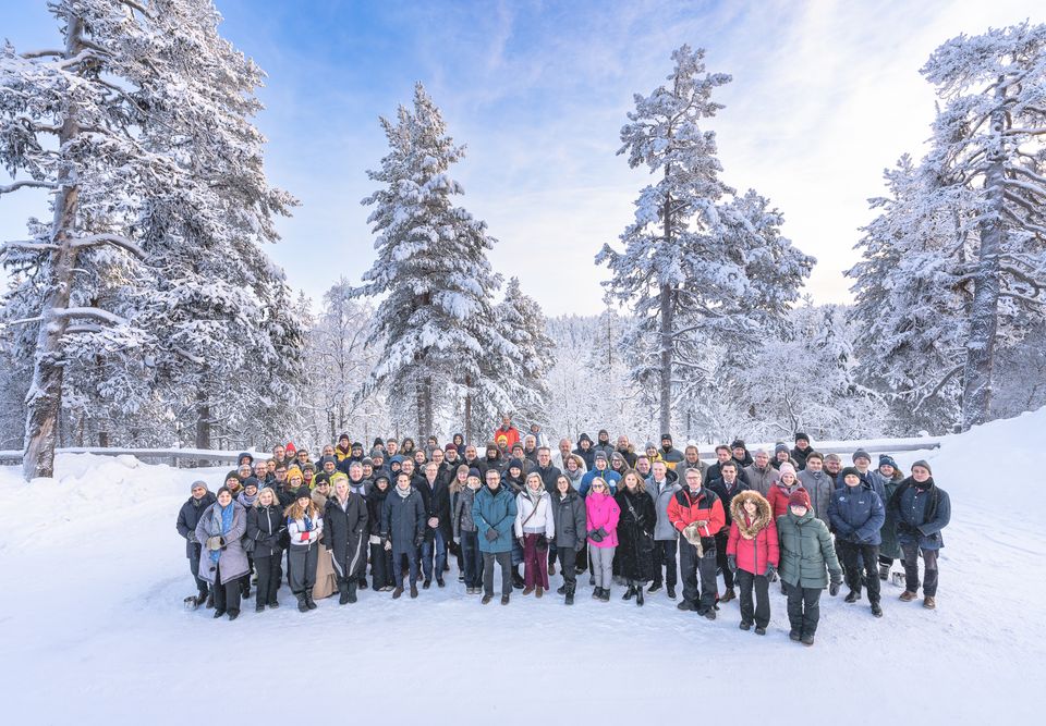 Euroopan avaruusjärjestön kaukokartoituskomitean (ESA PB-EO) kokous Lapissa