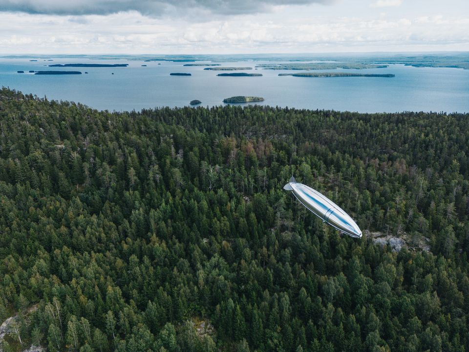 Ilmalaiva-drooni lentämässä Kolin kansallispuiston yllä 3