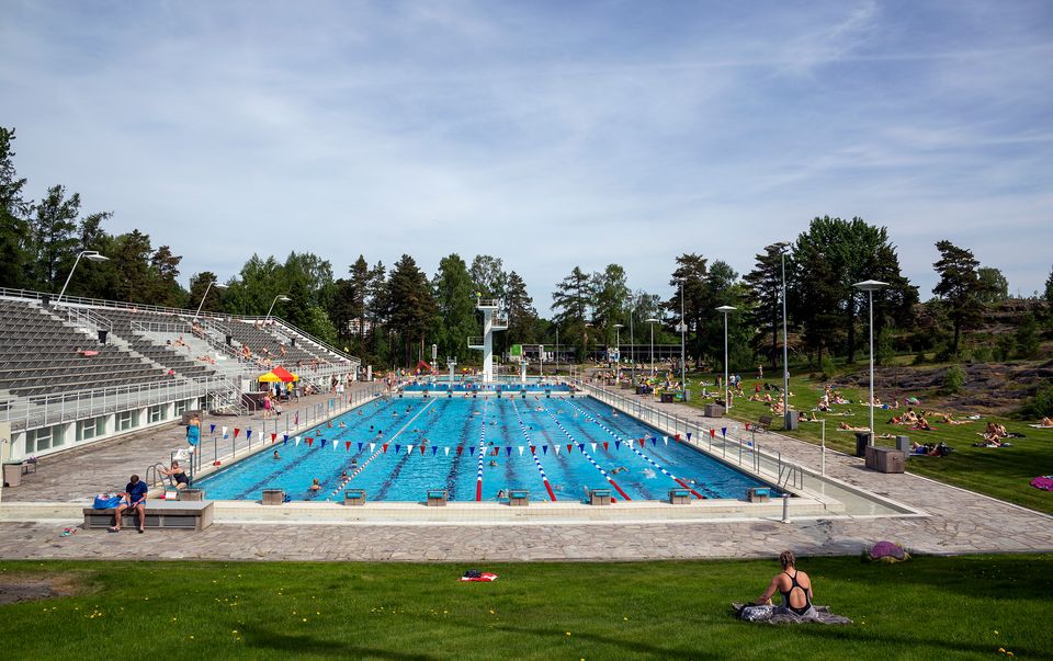 Kirjastot, museot, kulttuurikeskukset, uimahallit ja Uimastadion avataan  rajoitetusti  | Helsingin kaupunki, kulttuurin ja vapaa-ajan  toimiala