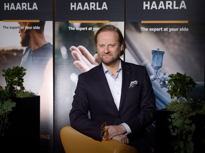 ”Viime vuoden kasvu oli huikeat 30 %, joten juhlavuotemme suunnitelmiin kuuluu myös uuden työvoiman rekrytoiminen”, yhtiön toimitusjohtaja Julius Haarla kertoo. Kuva: Harri Hinkka