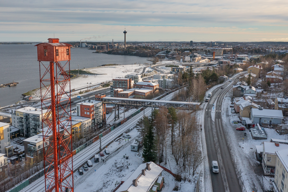 Santalahden ylikäytäväsilta ilmasta käsin