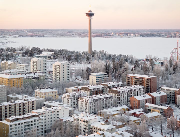 Ilmakuvassa Varman asuntoja Puuvillatehtaankadulla Tampereella.