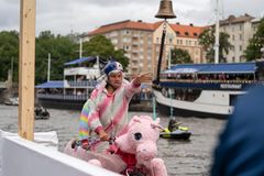 Toiseksi tullut Team be Unicorn pääsi soittamaan maalikelloa.