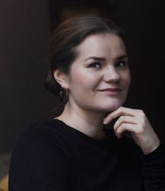 Kirjailija Eeva Kolu