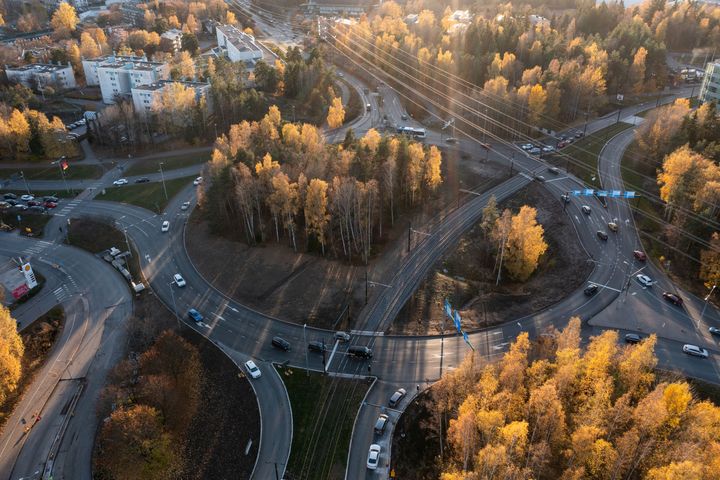 Kuvituskuva Haagan liikenneympyrästä