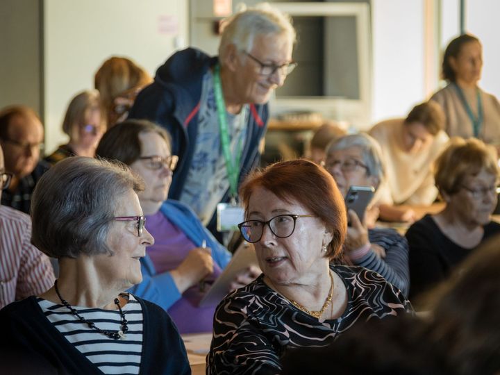 Jyväskylässä 19.9.2024 toteutettuun digivalmennukseen osallistunut jyväskyläläinen Hilja Vainio kiteytti koulutuksen antia osuvasti: "Tällaiseen tilaisuuteen on matala kynnys tulla, kun koolla on samanikäisiä ihmisiä. Digiosaaminen on fyysisen kunnon ohella nykypäivänä ja tulevaisuudessa entistä merkittävämpi edellytys sille, että ihmiset pärjäävät mahdollisimman pitkään kotona, joten kyse on todella isosta asiasta."