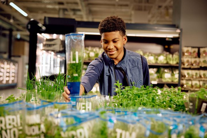 Kesätöitä on tarjolla esimerkiksi S-market-ketjussa.