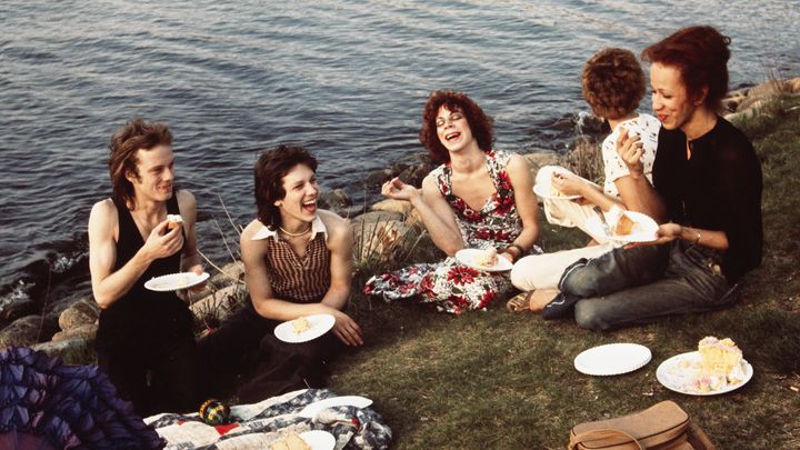 Rajattu: Nan Goldin, Piknik Bostonin Esplanade-puistossa, 1973. Saastamoisen säätiön taidekokoelma © Ari Karttunen / EMMA