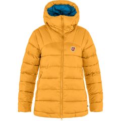 Fjällrävenin syksyn uutuuksiin lukeutuu myös Expedition Mid Winter Jacket W. Kuva: Fjällräven