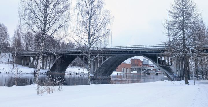 Nykyisen sillan kantavuutta ei pystytä enää perusparannustoimenpiteillä kasvattamaan. Kuva: Keski-Suomen ELY-keskus