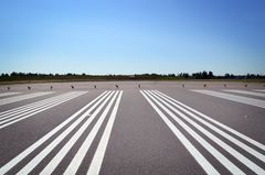 Helsinki Airport runway 2.