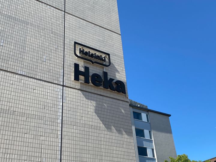 Hekan toimipiste sijaitsee Viipurinkadulla Alppilassa.