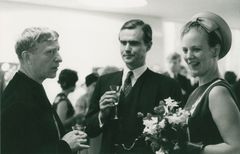 Pedersen, prinssi Henrik ja Tanskan prinsessa Margrethe Didrichsenillä 1968. / Pedersen, Prince Henrik and Princess Margrethe of Denmark at the Didrichsen Art Museum in 1968.