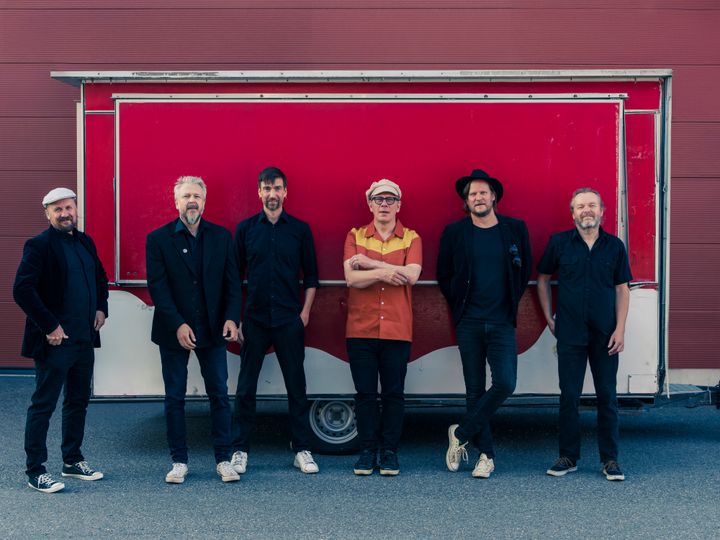 Himo tanssittaa mua -kappale on toinen singlelohkaisu Tero-Petri ja Korvaamattomat -yhtyeen syksyllä 2026 ilmestyvältä albumilta. Kuva: Miikka Heinonen