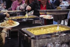 NoHo Partners tarjosi 1000tekoa -tapahtuman kävijöille ravintolatason lounaan. Kuva Jouni Uru, Brave Teddy