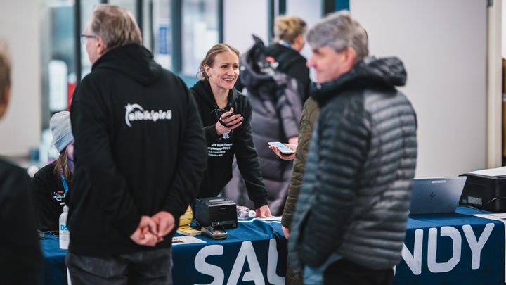 Salibandyseurat ympäri Suomen avaavat ovensa ja toivottavat uudet vapaaehtoiset osaksi yhteisöään Commu -sovelluksen kautta.