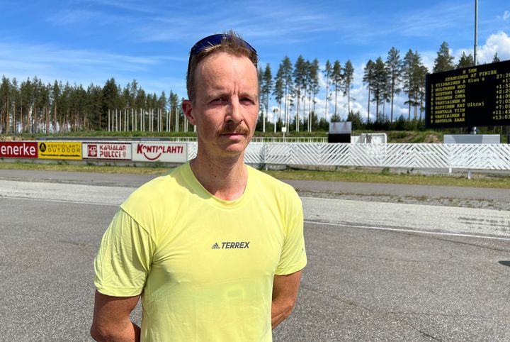 "Raskas oli", sanoi 12 kilometrin voittojuoksustaan Kari Varis. Variksen ja muutaman muun päivän voittajan haastattelut ovat nähtävillä Kontiolahti Outdoorin Facebookissa ja Instagramissa.