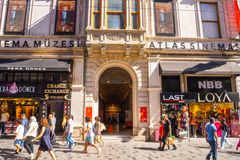 İstiklal Street, ostoskatu