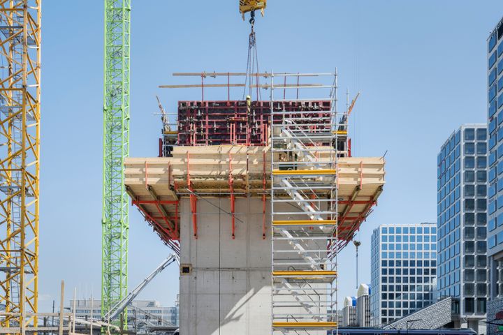 Skanska CDF:n kehittämän monikäyttäjätalo Firdon rakentaminen Keski-Pasilassa käynnistyi tammikuussa 2025.