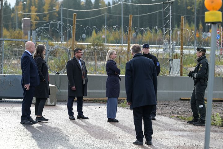 Finansminister Riikka Purra besökte gränsövergångsstället i Vaalimaa som Tullens gäst måndagen den 14 oktober.