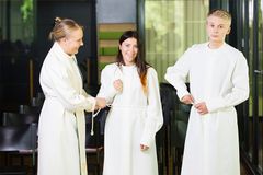 Heinäkuussa kastetaan eniten rippikouluikäisiä kirkon tilastojen mukaan.