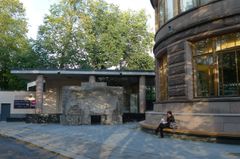 Hanna Vihriälä, Elephant Plaza, 2011. Granite. Aboa Vetus & Ars Nova Museum, Turku. Photo: Hanna Vihriälä.