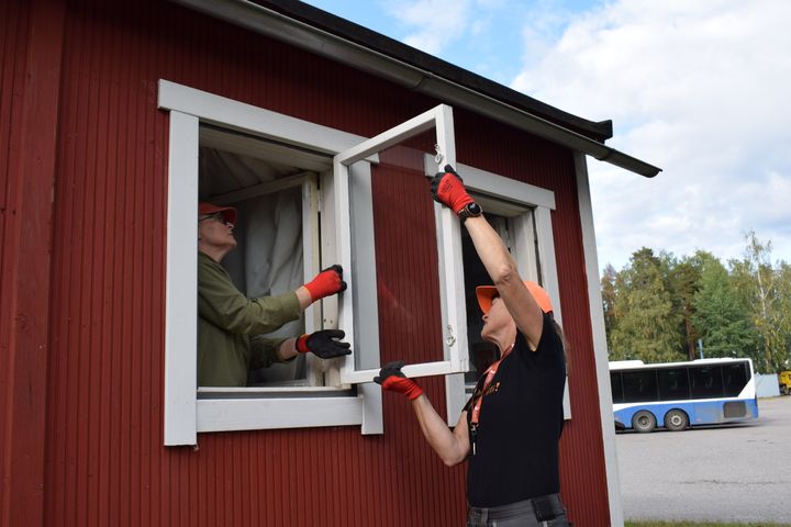 Pirkanmaalla Adoptoi monumentti -toiminnassa pääsee mukaan muun muassa talkoisiin.