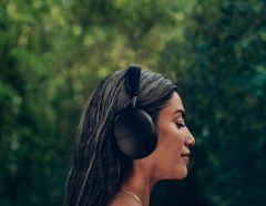 Kuuntelusta voi tehdä vieläkin henkilökohtaisempaa aktiivisella melunvaimennuksella (ANC). Kuva: Sonos