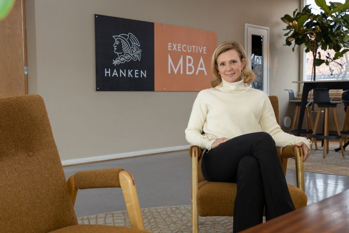 Christina Dahlblom Hanken's new associate dean.