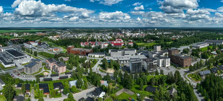 Omistajanvaihdosbarometri perheyrityksissä: Pohjalaismaakuntien perheyrityksissä lähes puolella perheyrityksistä olisi merkittäviä vaikeuksia jatkaa toimintaansa, jos yrittäjä joutuisi äkillisesti luopumaan roolistaan.