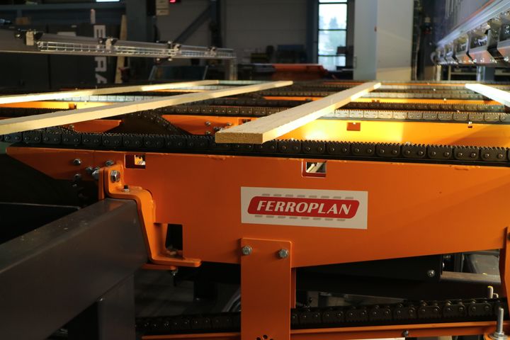 Ferroplan chain conveyor