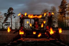 Tuliryhmä Roihu esiintyy Kosmos-festivaalilla Ristiinassa 10.-13.7.