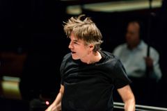 Kapellimestarit: Esa-Pekka Salonen