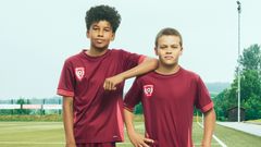 Tutkaparin Teppo (James Leonard Ebongue) ja Santeri (Eelis Sainio).