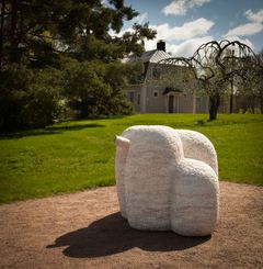 EMMA JÄÄSKELÄINEN, Repose, 2021