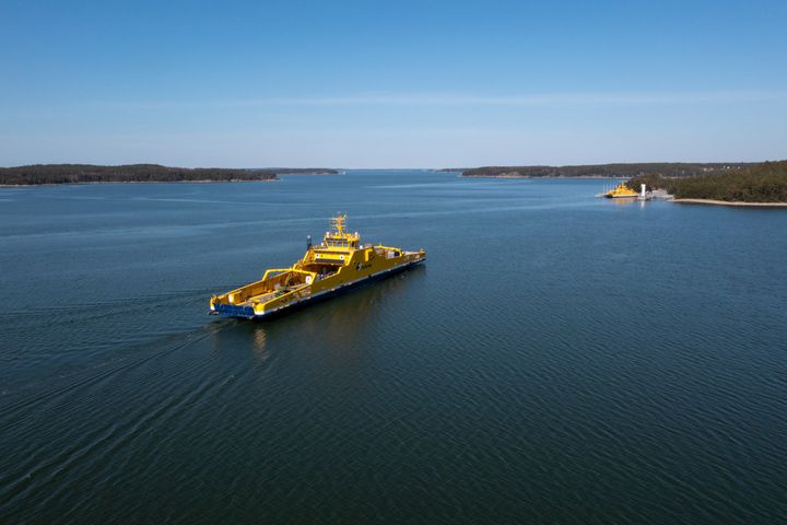 Valtio-omisteinen FinFerries / Suomen Lauttaliikenne Oy tehosti prosessejaan ja tiedonhallintaansa tekoälyä hyödyntäen